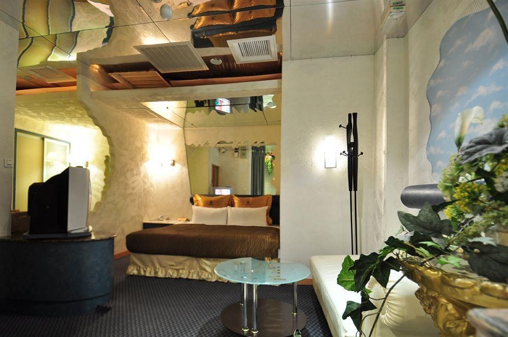 The We Hotel ไทเป ภายนอก รูปภาพ